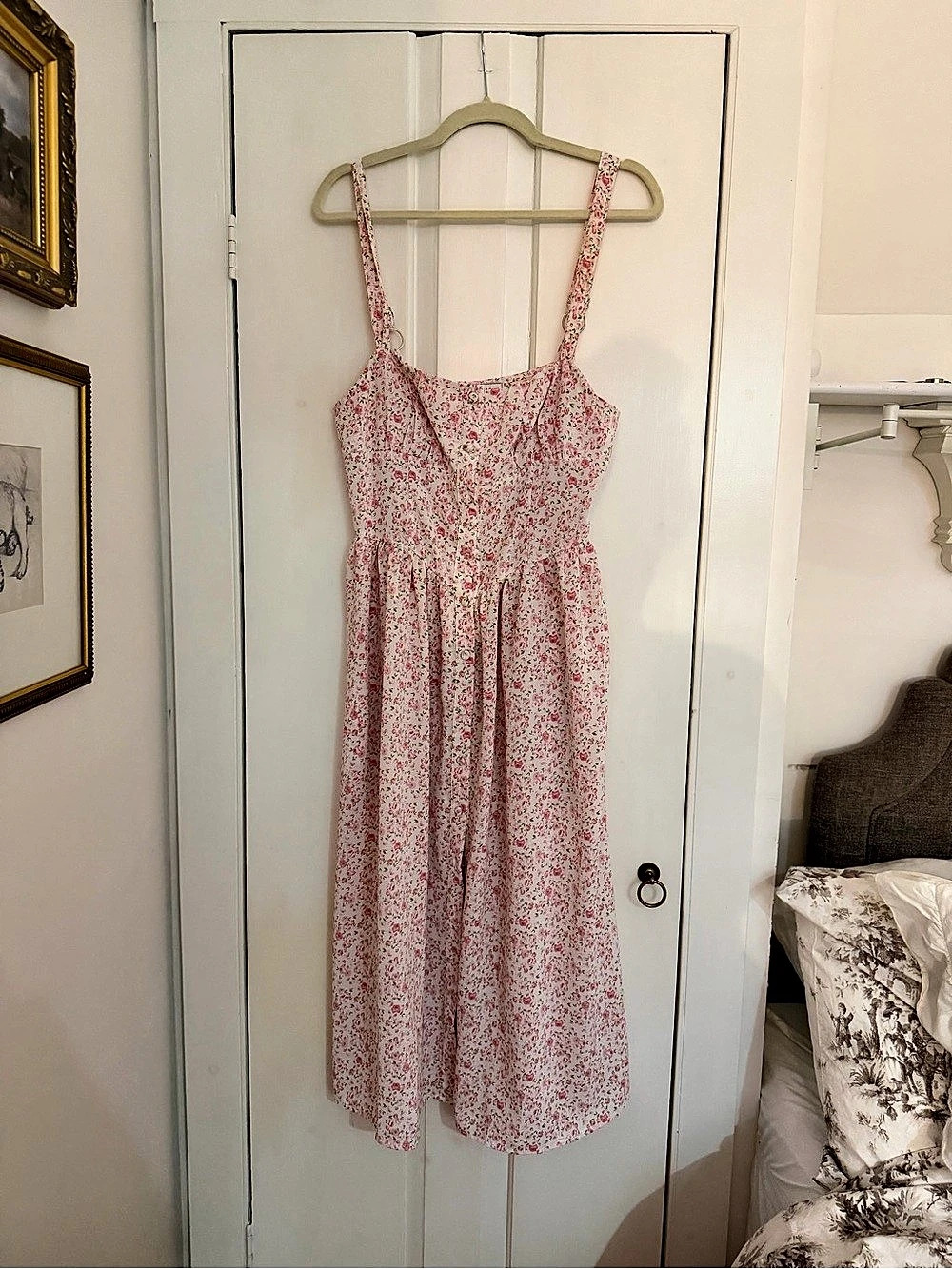 Rihoas Floral Maxi Dress in Pink & White Size Medium Like New